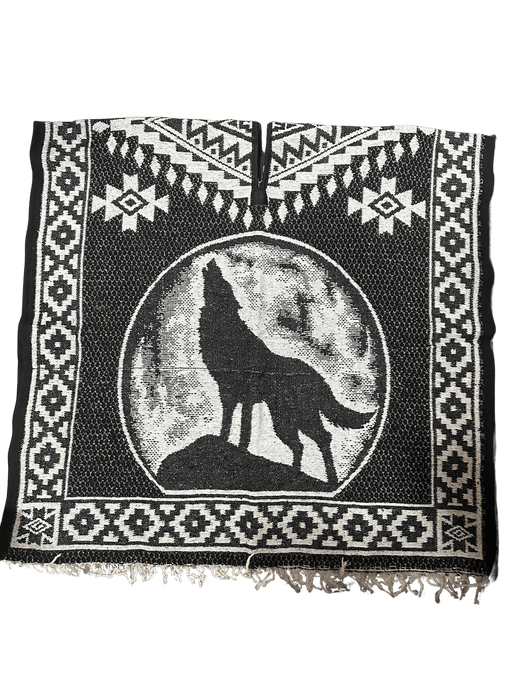 Black and White "Wolf Howling at The Moon" Poncho/Gaban